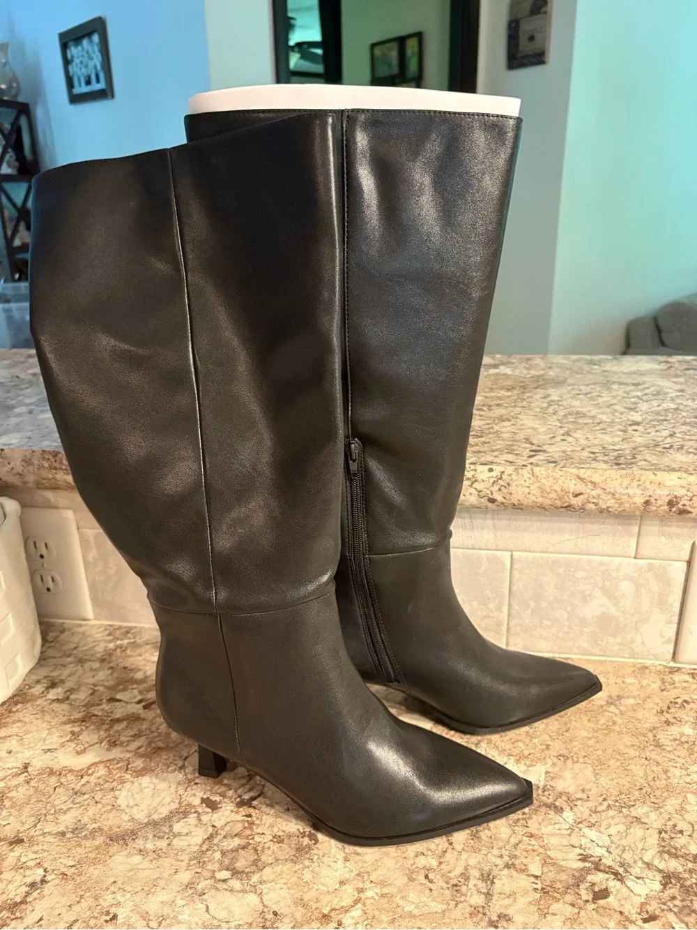 Madden woman’s Black Knee-High Pointed-Toe Women's Boots